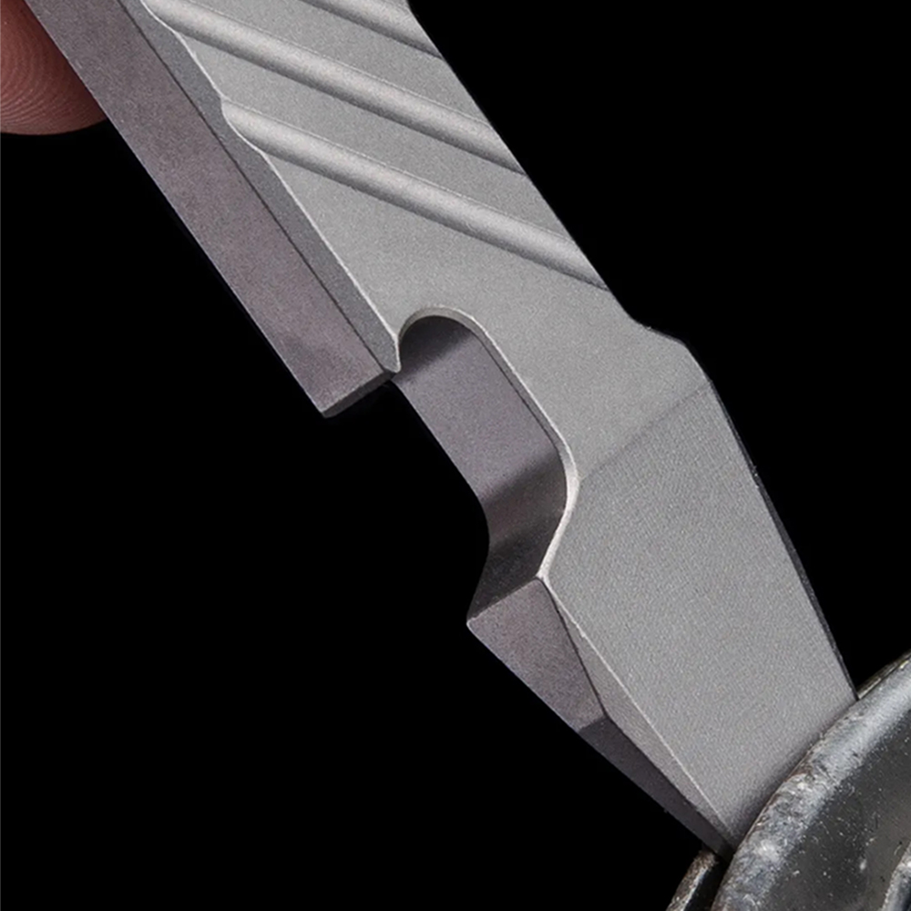 Strumento Multiuso EDC in Tita - Titanium Pry Bar recensione e prezzo