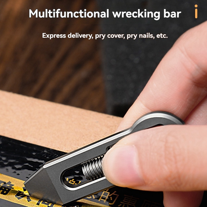 Mini attrezzo multifunzione in - Titanium Pry Bar recensione e prezzo